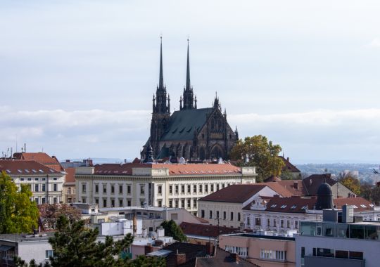 Zakwaterowanie niedaleko centrum Brna eFi Palace Hotel